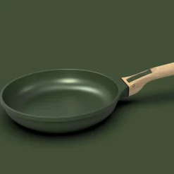 Hot Lightweight Non-Stick 3 Piece Cookware Set with Detachable Handles, Green, BPA-Free Pots & Pans