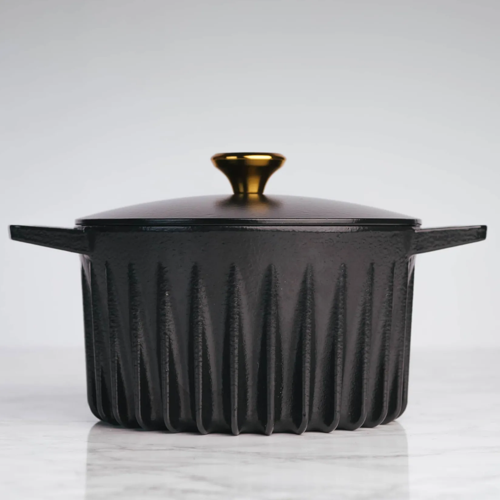 Black Cast Iron Dutch Oven, 26cm French Ingredients|Pots & Pans