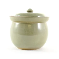 Outlet Handmade Stoneware Fermenting Crock in Green 2 litre Pickling, Preserving & Fermenting Jars